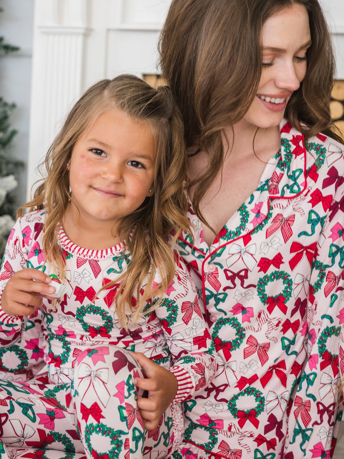 Women's Bamboo Holly Bows Pajama Set - Family Matching